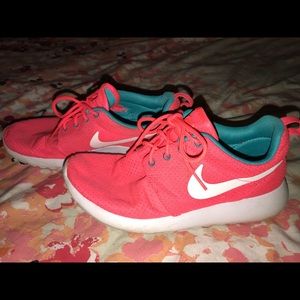 Nike shoes